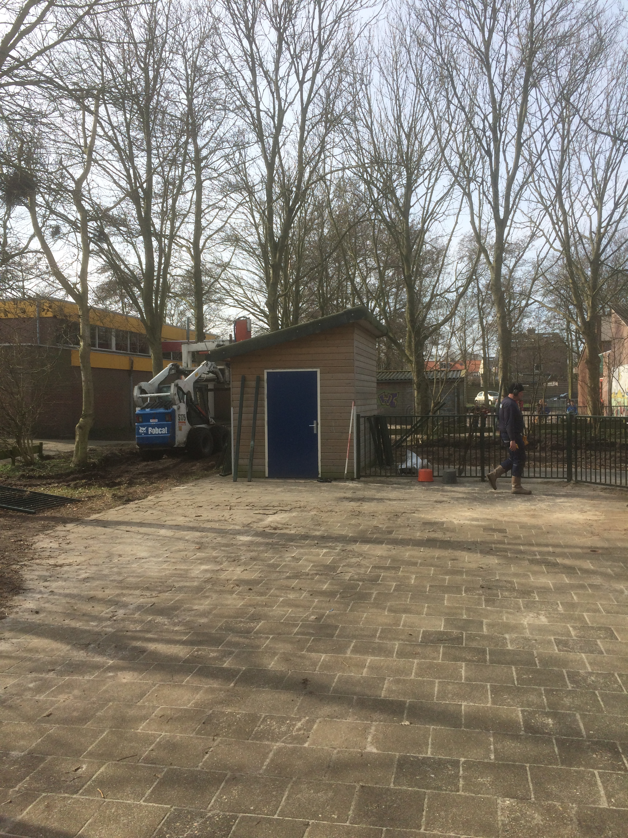Veranderingen aan het schoolplein van Korhoen 4.