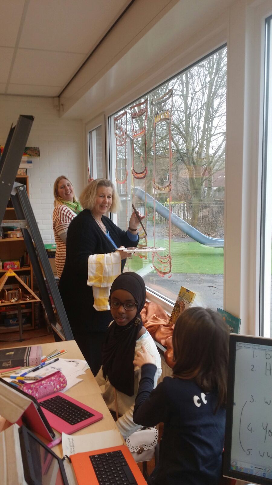 Groep 7 en de Egyptische pilaren...